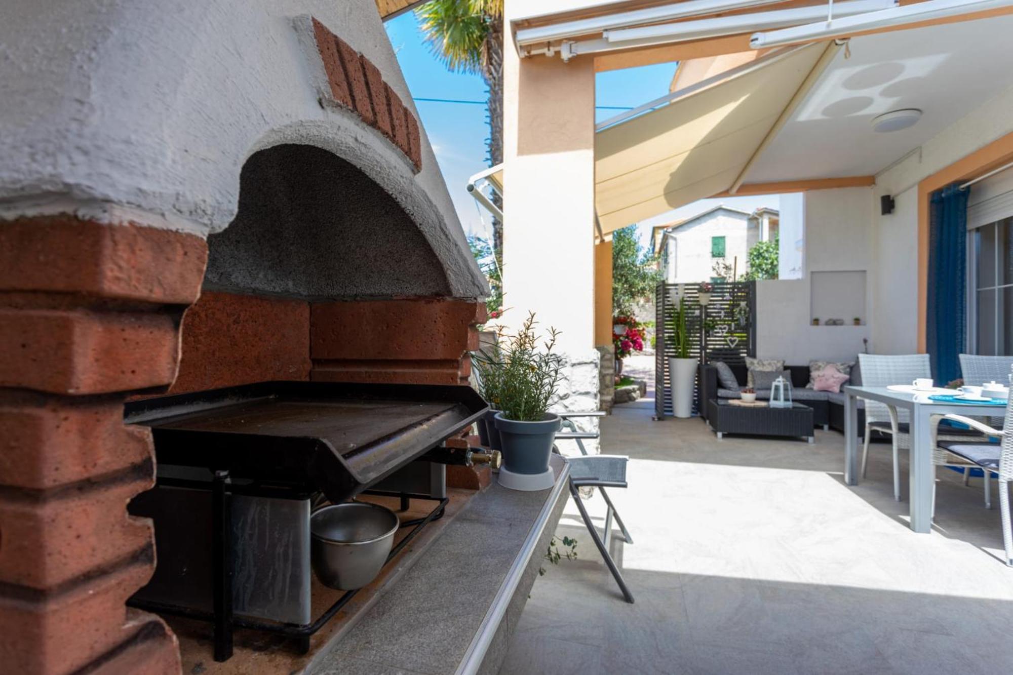 Apartment Marangunija Malinska Εξωτερικό φωτογραφία